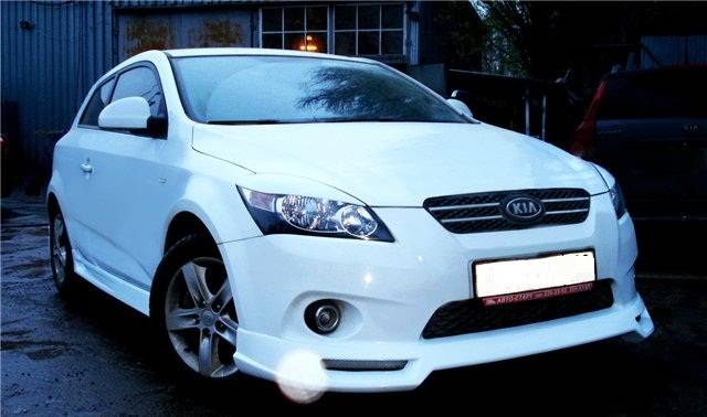 Ресници Kia Ceed